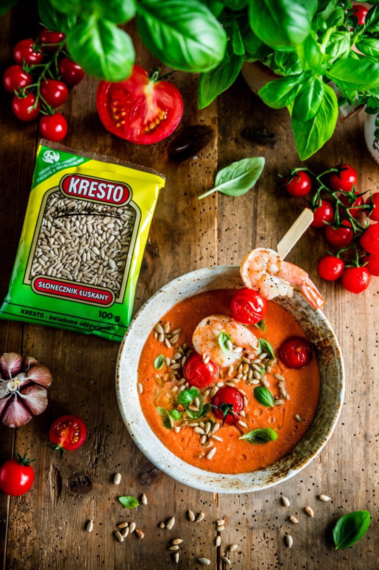 Gazpacho z&nbsp;krewetkami i&nbsp;słonecznikiem